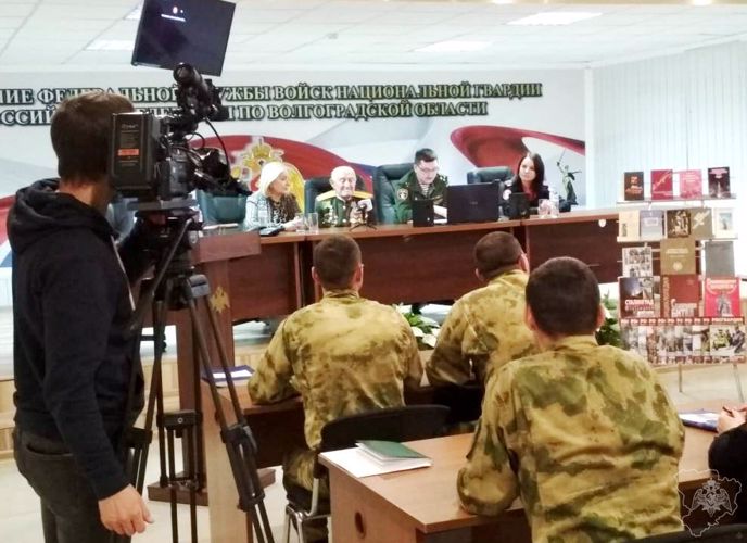 БЛАГОДАРЯ ТЕЛЕМОСТУ, ОРГАНИЗОВАННОМУ РОСГВАРДЕЙЦАМИ ВОЛГОГРАДА И ТУЛЫ, СОСТОЯЛАСЬ ВИРТУАЛЬНАЯ ВСТРЕЧА ДВУХ ВЕТЕРАНОВ ВОЙНЫ