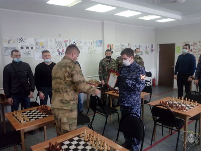 В Волгограде росгвардейцы провели лично – командное первенство по шахматам