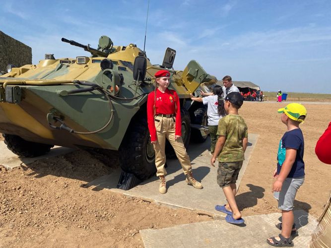 Волгоградские росгвардейцы приняли участие в военно-техническом форуме «Армия-2021»