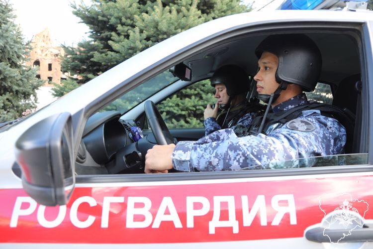 РОСГВАРДЕЙЦЫ ПРЕСЕКЛИ РЯД ПРАВОНАРУШЕНИЙ В НАСЕЛЕННЫХ ПУНКТАХ ОБЛАСТИ