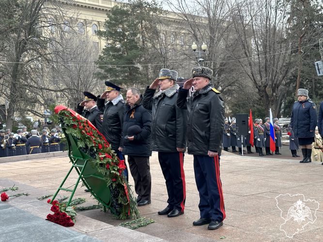 Начальник Управления Росгвардии по Волгоградской области почтил память защитников Сталинграда