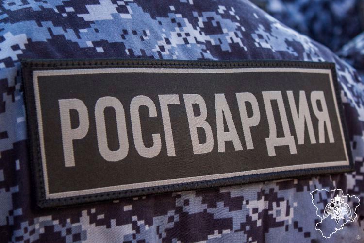 Росгвардейцы из Волгоградской области передали правонарушителей полицейским 