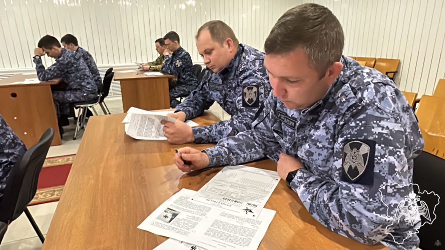 К международной акции «Диктант Победы» присоединились росгвардейцы в Волгограде