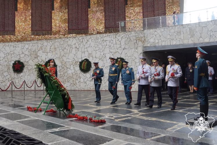 В Волгограде росгвардейцы приняли участие в праздничных мероприятиях и параде победы 