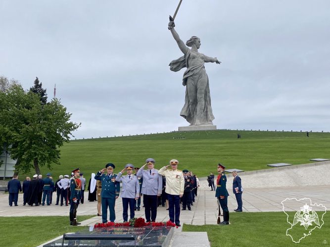 В Волгограде росгвардейцы приняли участие в праздничных мероприятиях и параде победы 