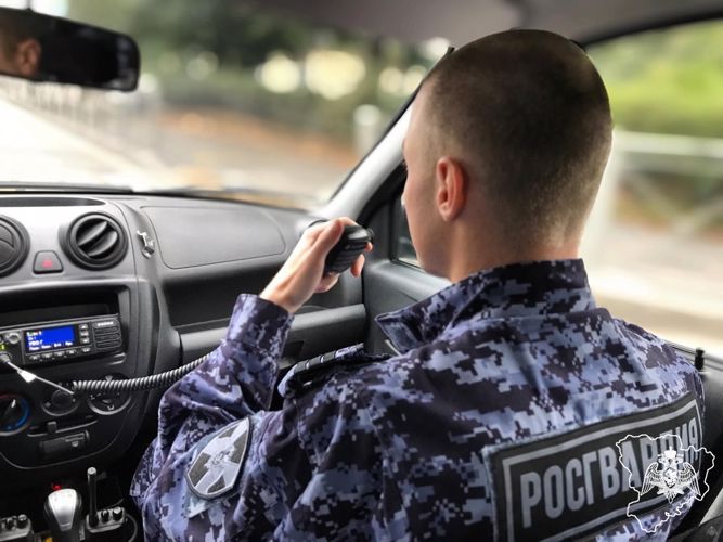 В Волгоградской области росгвардейцы задержали подозреваемых в имущественных преступлениях