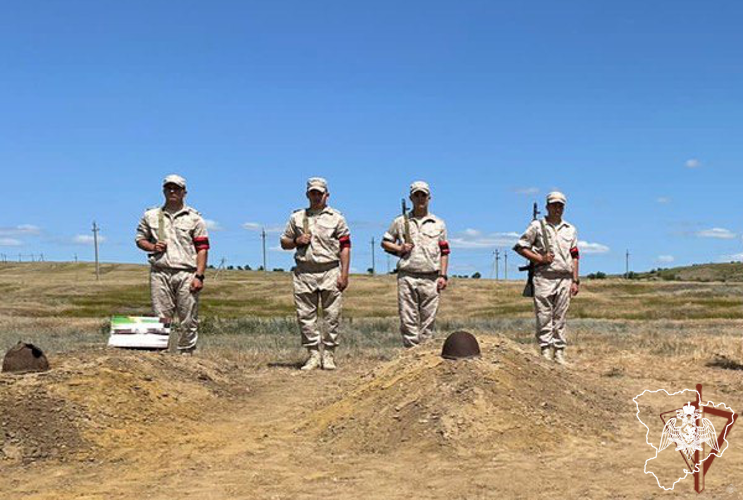 ВОЕННОСЛУЖАЩИЕ РОСГВАРДИИ ОТДАЛИ ДАНЬ УВАЖЕНИЯ ПОДВИГУ БЕЗЫМЯННЫХ ЗАЩИТНИКОВ СТАЛИНГРАДА