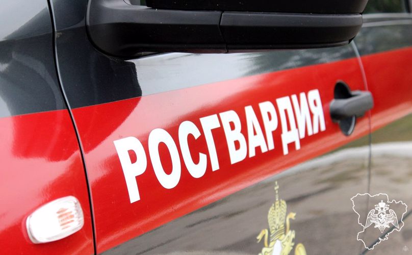 Росгвардейцы задержали подозреваемого в хранении наркотиков
