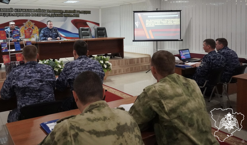 Начальник Управления Росгвардии по Волгоградской области встретился с личным составом перед началом зимнего учебного периода подготовки