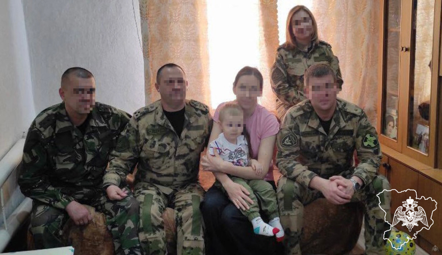 Начальник Управления Росгвардии по Волгоградской области встретился с семьями погибших правоохранителей