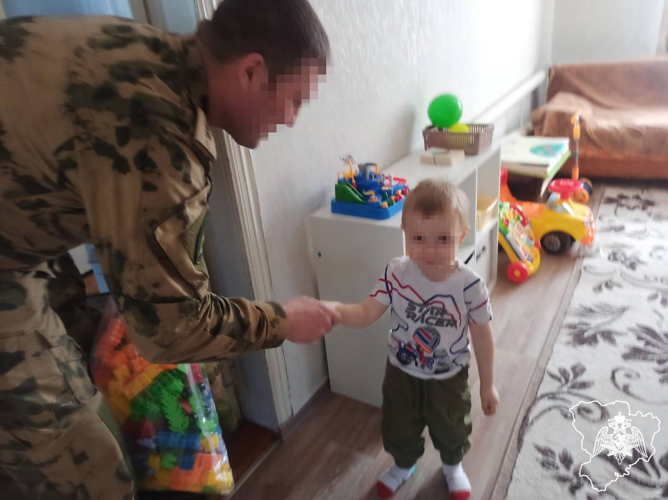 Начальник Управления Росгвардии по Волгоградской области встретился с семьями погибших правоохранителей