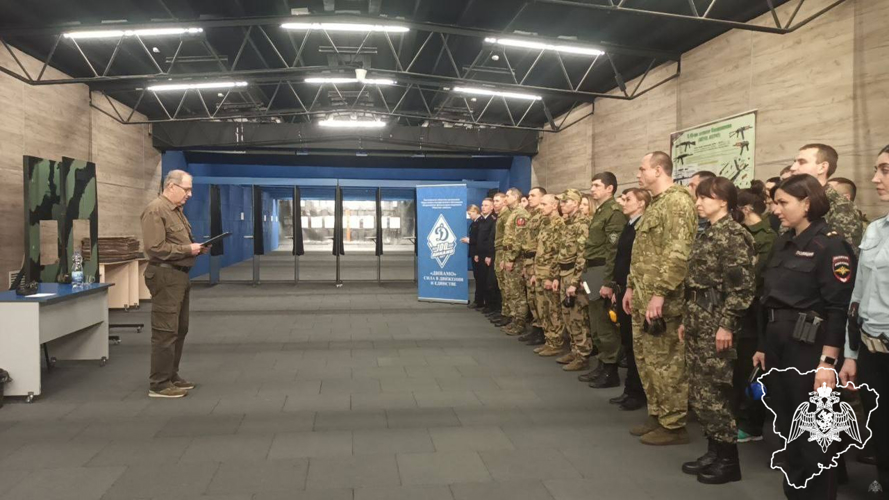Росгвардейцы из Волгограда стали призерами по стрельбе из боевого стрелкового оружия