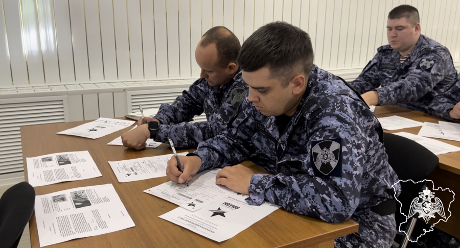К международной акции «Диктант Победы» присоединились росгвардейцы в Волгограде