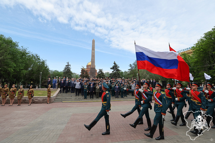 Руководитель регионального управления Росгвардии в Волгограде принял участие в памятном мероприятии, посвященном 79-й годовщине Победы