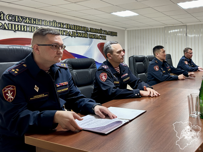 Росгвардейцев поздравили с Днем войск национальной гвардии России в Волгограде