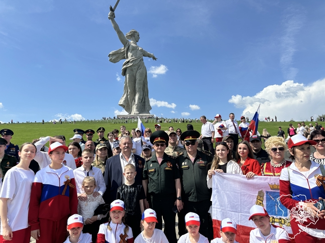 Росгвардейцы приняли на Сталинградской земле участников патриотической акции «Пламя Героев» 