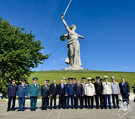 В Волгограде росгвардейцы приняли участие в праздничных мероприятиях и параде Победы