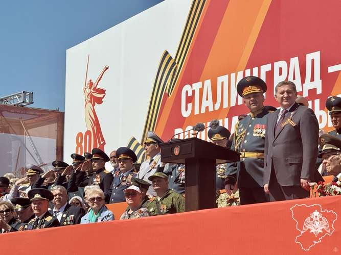В Волгограде росгвардейцы приняли участие в праздничных мероприятиях и параде Победы