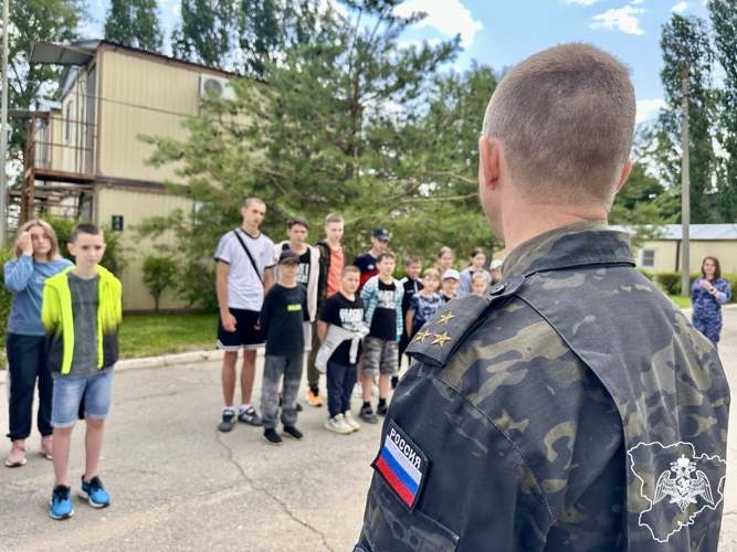 Акция «Каникулы с Росгвардией» продолжается в Волгограде