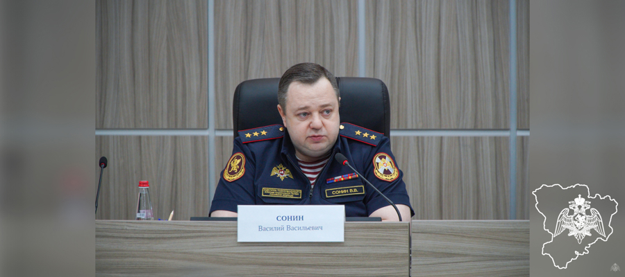 Заместитель директора Росгвардии генерал-полковник полиции Василий Сонин определил приоритеты развития вневедомственной охраны на Всероссийском совещании в Туле