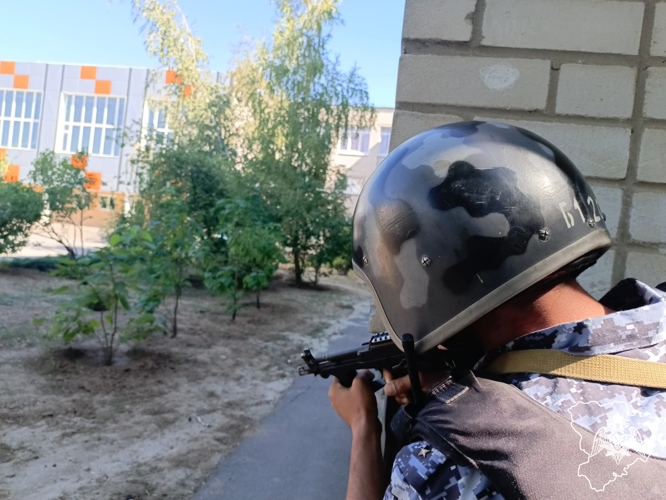 В Волгоградской области прошли тренировки на объектах образовательных организаций при участии Росгвардии