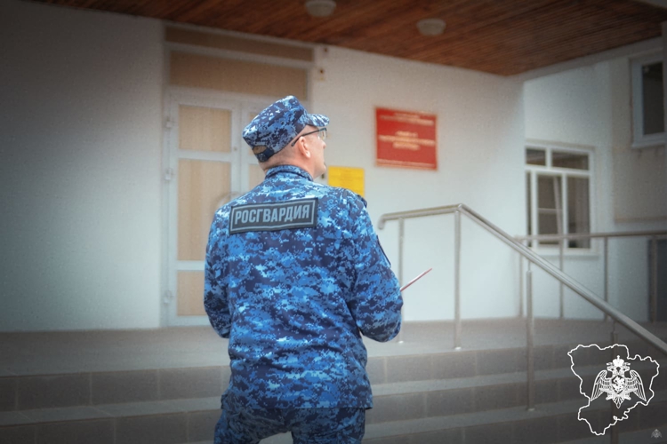 В Волгоградской области прошли тренировки на объектах образовательных организаций при участии Росгвардии