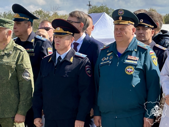 Росгвардейцы приняли участие в памятной церемонии открытия мемориала
