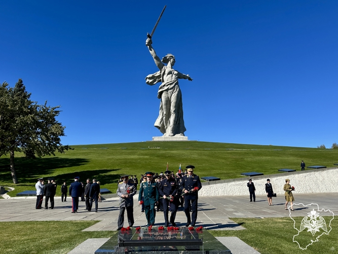 Начальник регионального управления Росгвардии принял участие в церемонии приведения к присяге курсантов Волгоградской академии МВД
