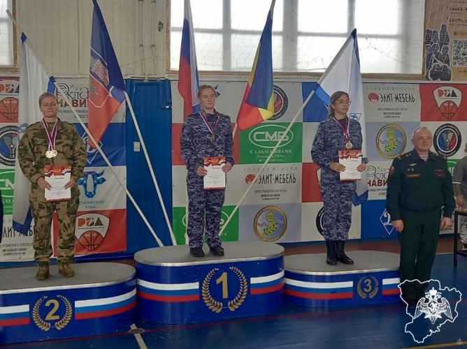 Волгоградские росгвардейцы приняли участие в чемпионате по плаванию 
