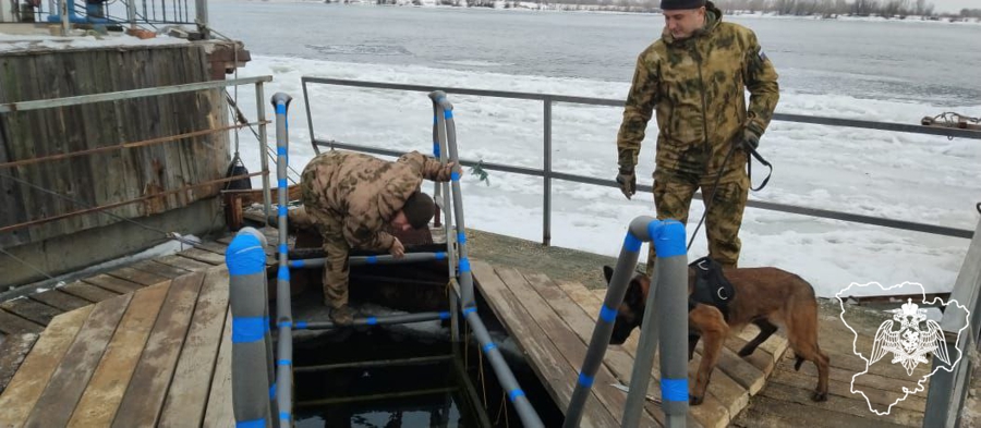 Волгоградские росгвардейцы обеспечивают правопорядок во время празднования Крещения Господня