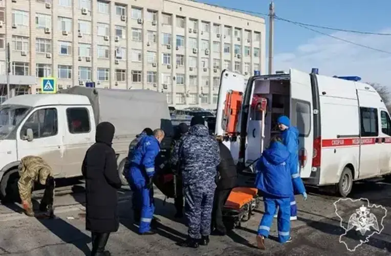 Росгвардейцы оказали помощь пострадавшей в ДТП женщине 