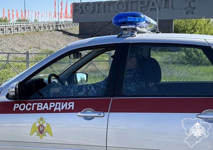 Росгвардейцы пресекли противоправные действия граждан в регионе