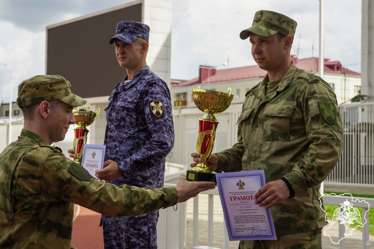 Волгоградские росгвардейцы завоевали медали на чемпионате Южного округа по биатлону и кроссу
