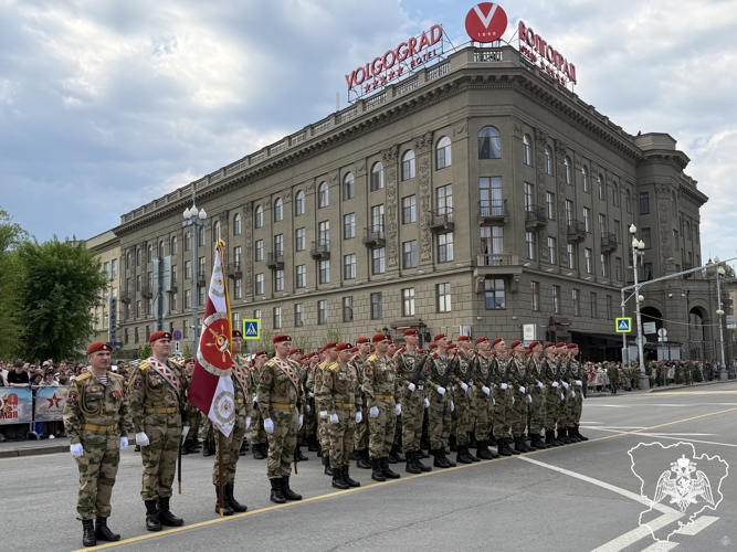 В Волгограде росгвардейцы приняли участие в праздничных мероприятиях и параде Победы