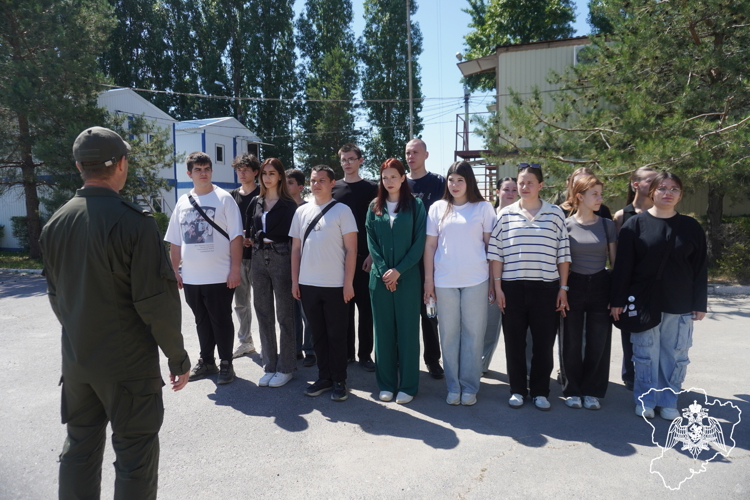 Студенты Академического колледжа побывали на базе спецназа Росгвардии в Волгограде