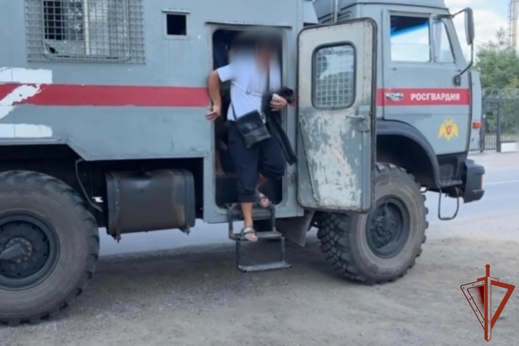 Миграционный рейд прошел в Волгоградской области при содействии спецназа Росгвардии
